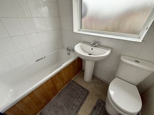 Photo 17- click for photo gallery